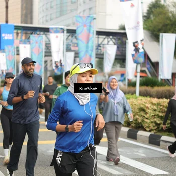 Runner Photo 4764685