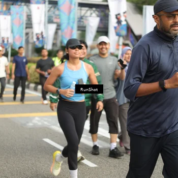 Runner Photo 4764752