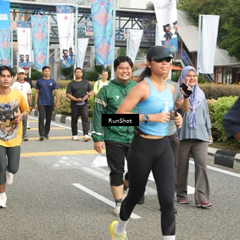 Runner Photo 4764774