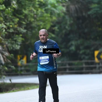 Runner Photo 4764778
