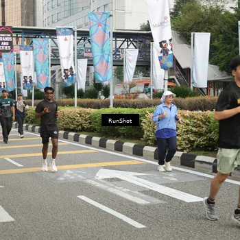 Runner Photo 4764786