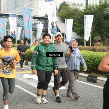Runner Photo 4764808