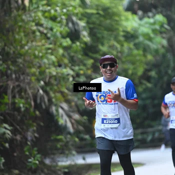 Runner Photo 4764812