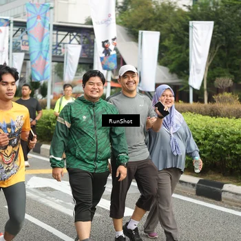 Runner Photo 4764824