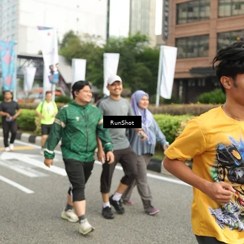 Runner Photo 4764878
