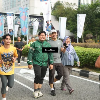 Runner Photo 4764906