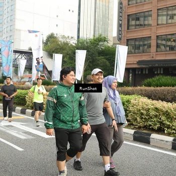 Runner Photo 4764910