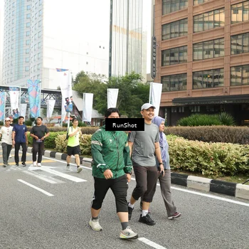 Runner Photo 4764993