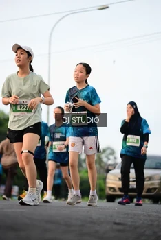 Runner Photo 4765003