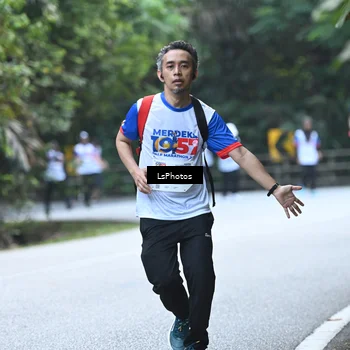 Runner Photo 4765014