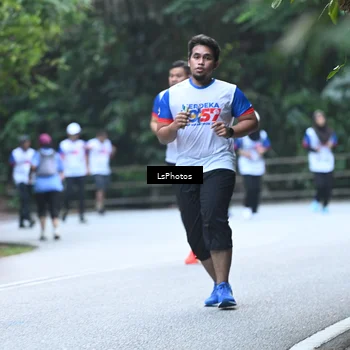 Runner Photo 4765030