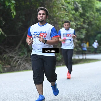 Runner Photo 4765037