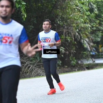 Runner Photo 4765051