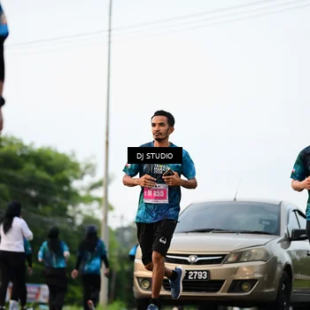 Runner Photo 4765062