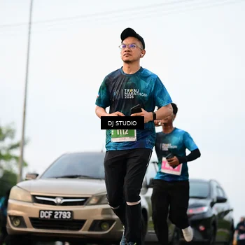 Runner Photo 4765073