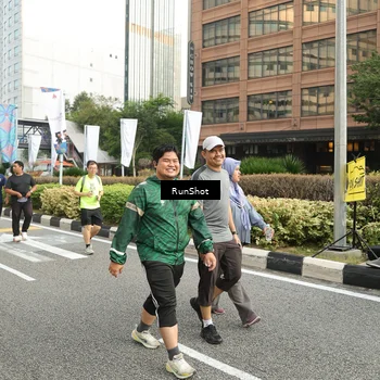 Runner Photo 4765083