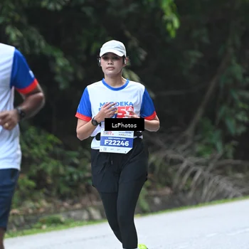 Runner Photo 4765094