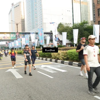 Runner Photo 4765531