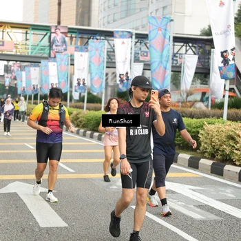 Runner Photo 4765643