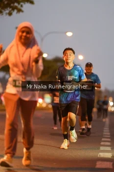 Runner Photo 4765645