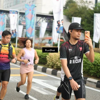 Runner Photo 4765691