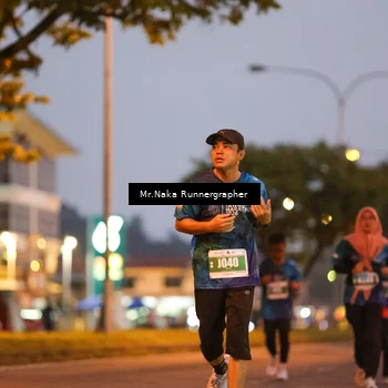 Runner Photo 4765696