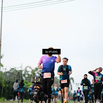 Runner Photo 4765724