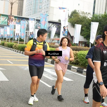 Runner Photo 4765729