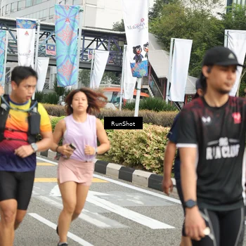 Runner Photo 4765732