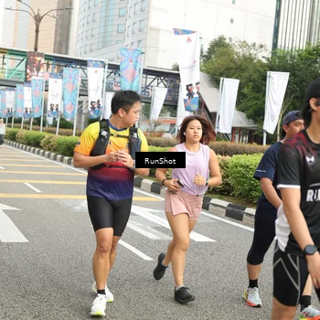Runner Photo 4765736