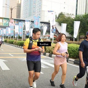 Runner Photo 4765743