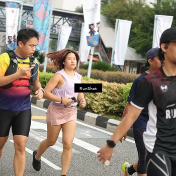 Runner Photo 4765745