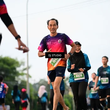 Runner Photo 4765755