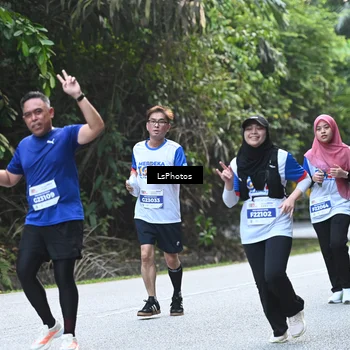 Runner Photo 4765815