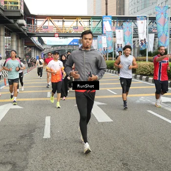 Runner Photo 4765847