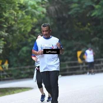 Runner Photo 4765905