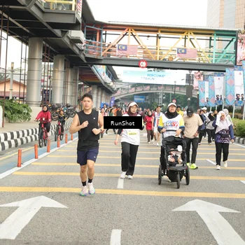 Runner Photo 4765906