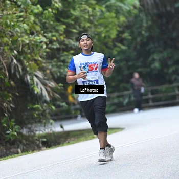 Runner Photo 4765912