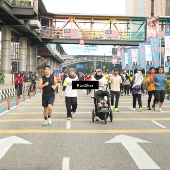 Runner Photo 4765917