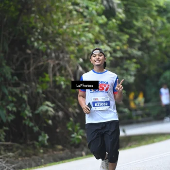 Runner Photo 4765935