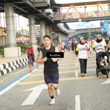 Runner Photo 4765945