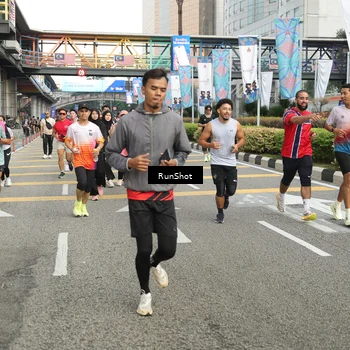 Runner Photo 4765963