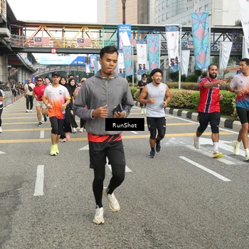 Runner Photo 4765970