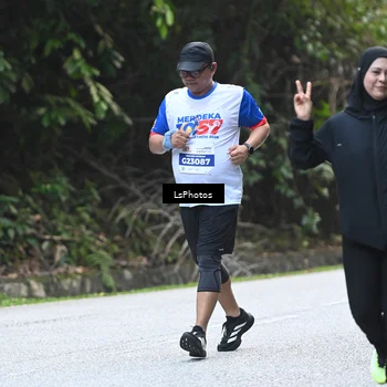 Runner Photo 4765976