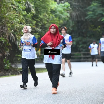 Runner Photo 4766110