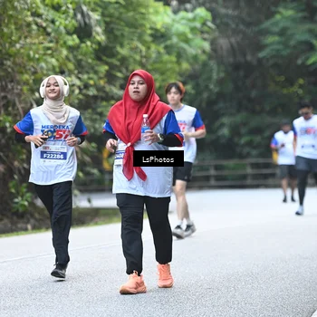 Runner Photo 4766120