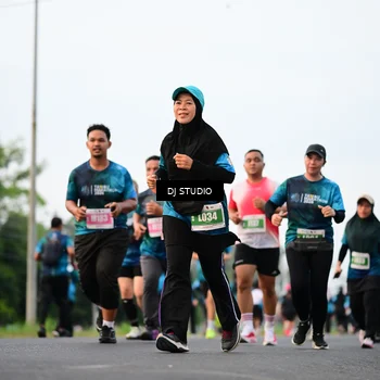 Runner Photo 4766345