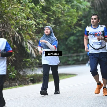 Runner Photo 4766357