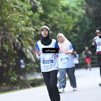 Runner Photo 4766423