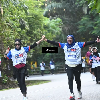 Runner Photo 4766433